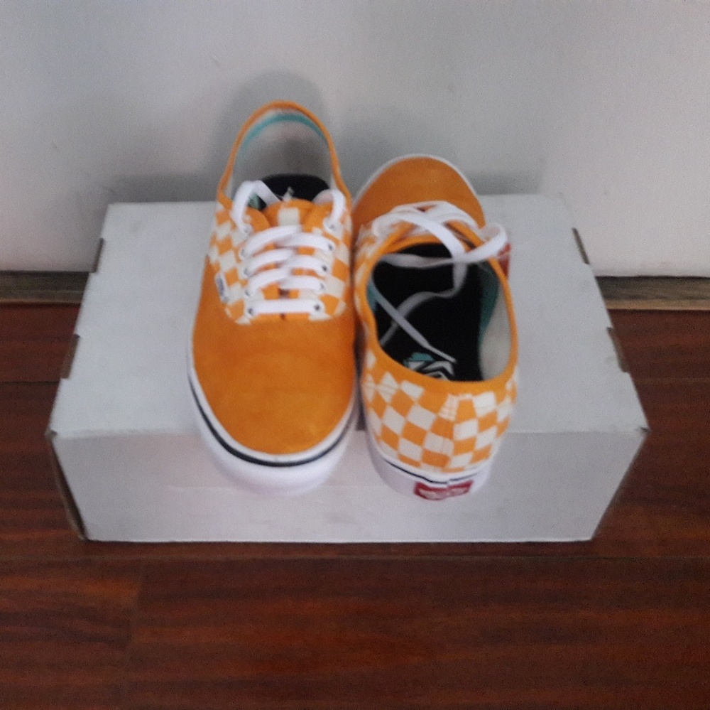 vans - Picture 3 of 4